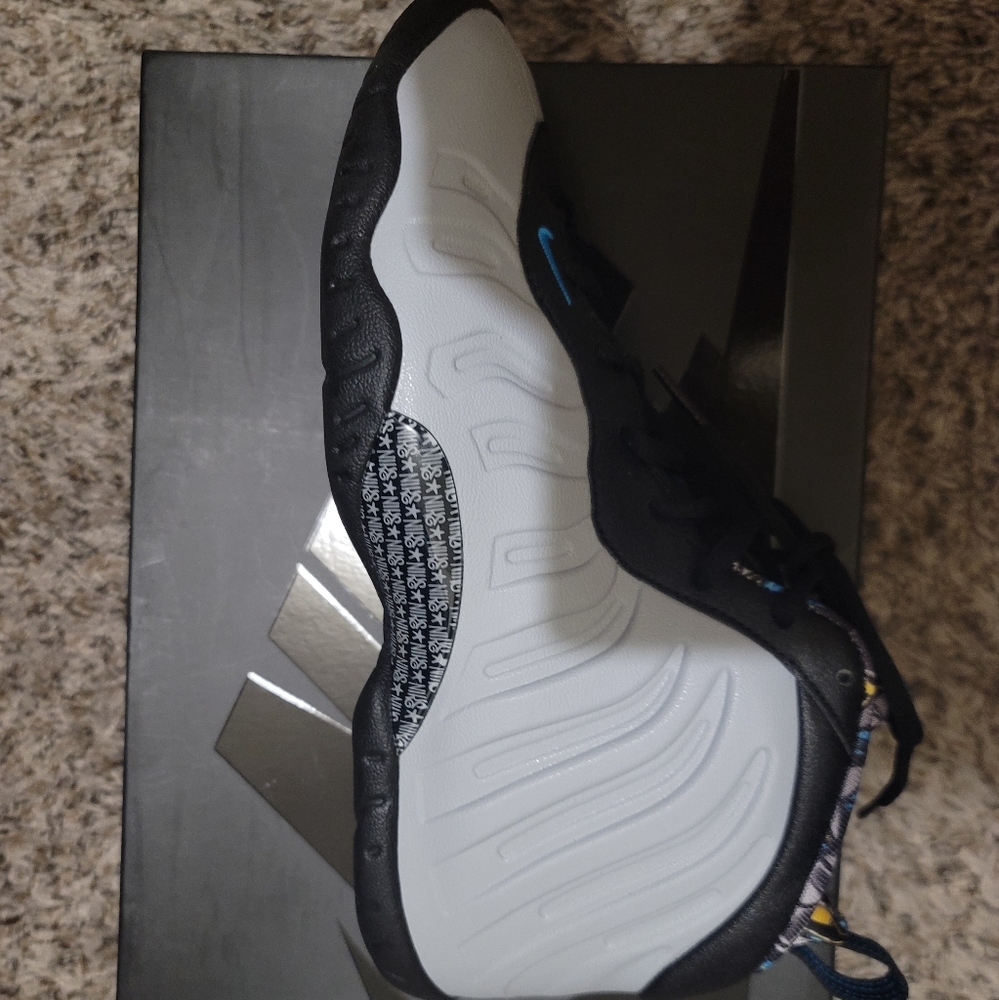 Nike Posite One - Picture 4 of 5